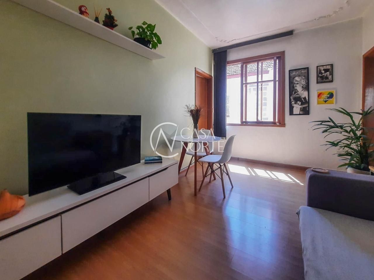 Apartamento à venda com 1 quarto, 45m², Rua Cícero Ahrends no bairro Menino Deus em Porto Alegre