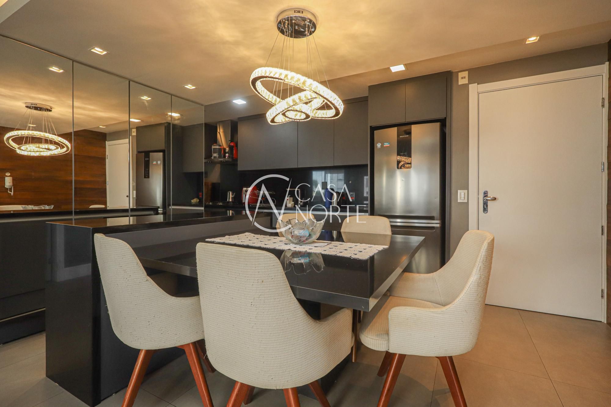 Apartamento à venda com 3 quartos, 76m², 1 suíte, 1 vaga, Rua Frederico Otávio Domingues Barbosa no bairro São Sebastião em Porto Alegre