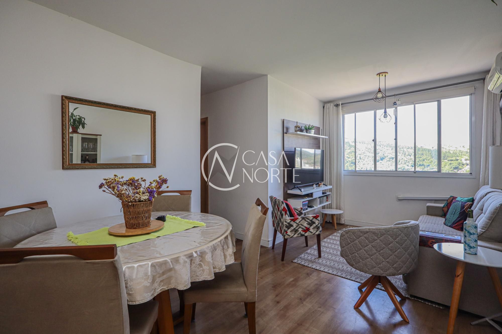 Apartamento à venda com 3 quartos, 68m², 1 suíte, 1 vaga, Rua Carlos Reverbel no bairro Jardim Carvalho em Porto Alegre