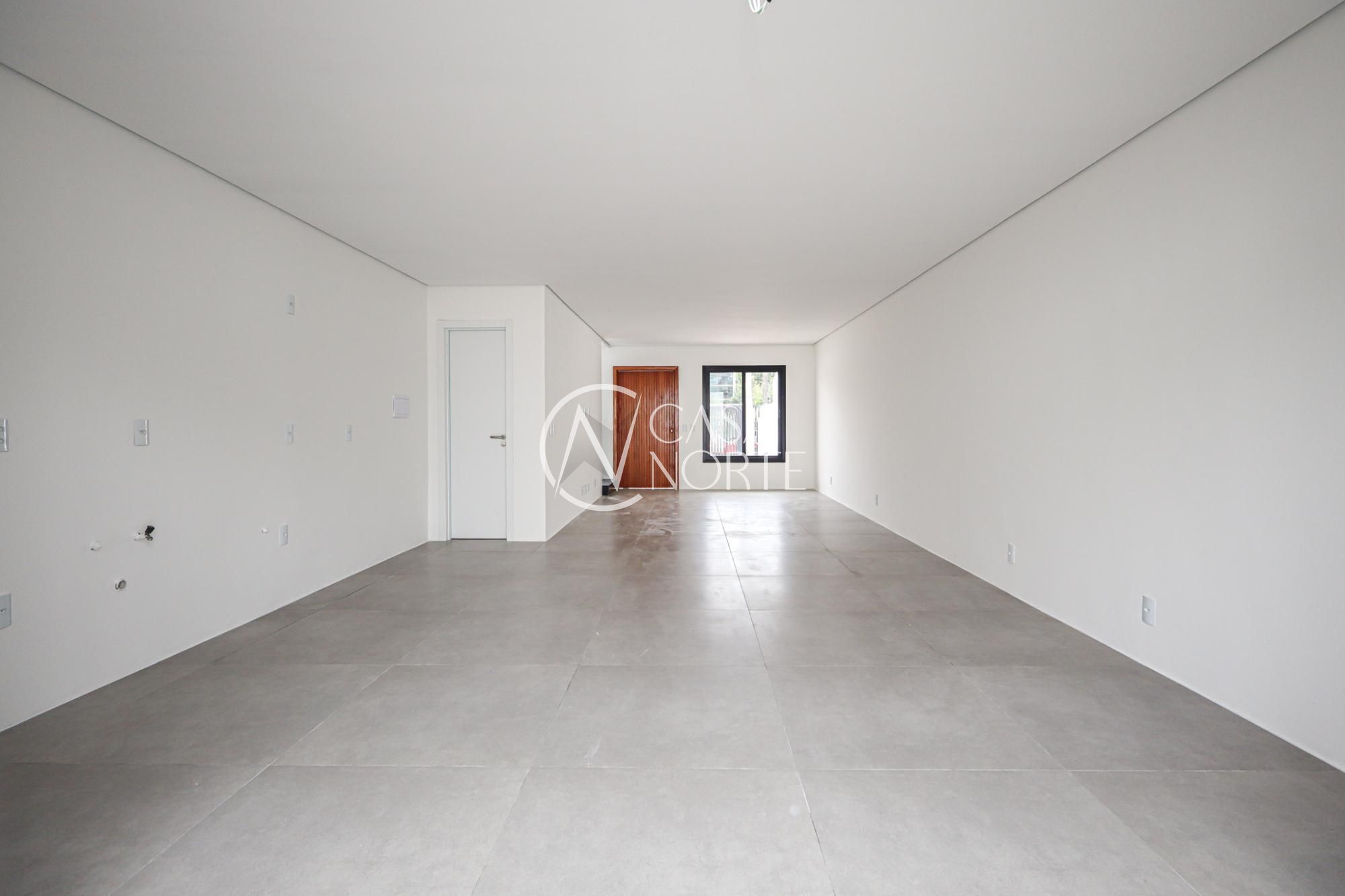 Casa à venda com 3 quartos, 132m², 1 suíte, 3 vagas, Avenida Assis Chateaubriand no bairro São Sebastião em Porto Alegre