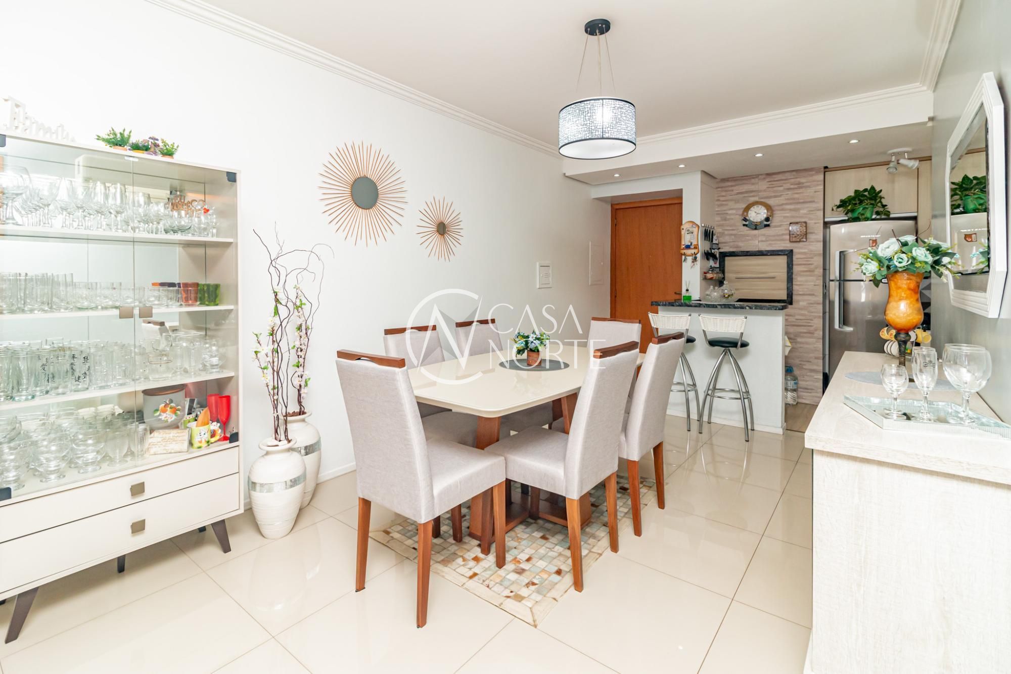 Apartamento à venda com 3 quartos, 90m², 1 suíte, 2 vagas, Rua Umbú no bairro Passo da Areia em Porto Alegre