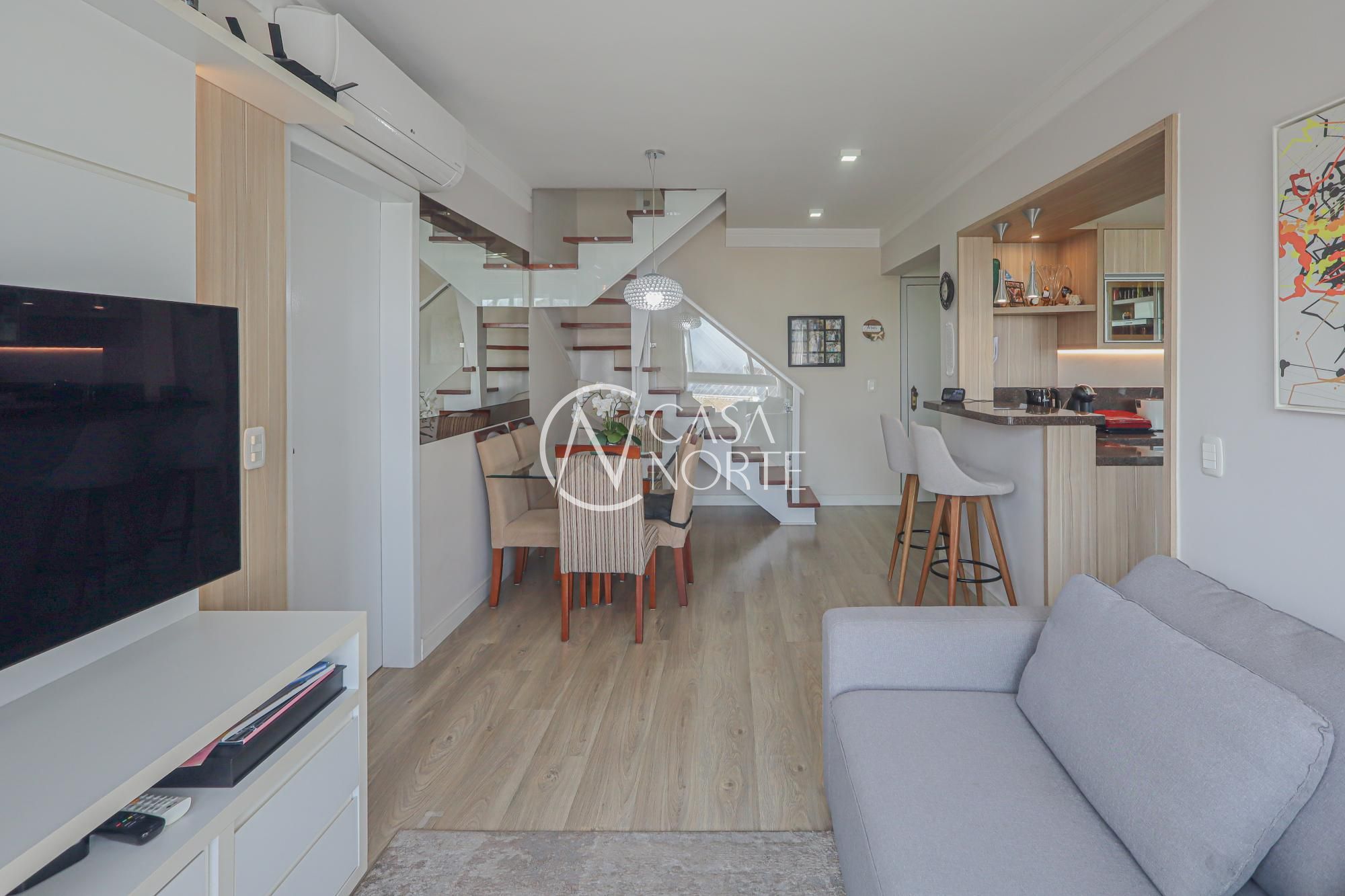 Cobertura à venda com 2 quartos, 156m², 2 vagas, Rua Coronel Feijó no bairro Higienópolis em Porto Alegre