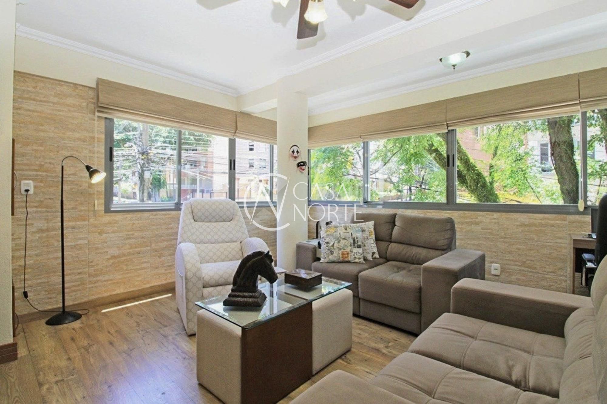 Apartamento à venda com 2 quartos, 74m², 1 suíte, 1 vaga, Rua Barão do Amazonas no bairro Petrópolis em Porto Alegre