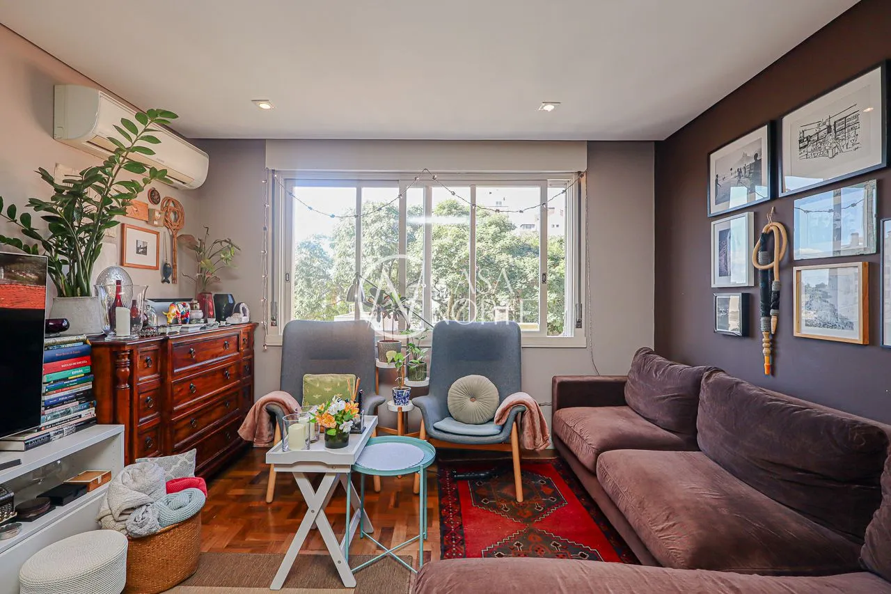 Apartamento à venda com 2 quartos, 84m², 1 suíte, 1 vaga, Rua Luzitana no bairro Higienópolis em Porto Alegre