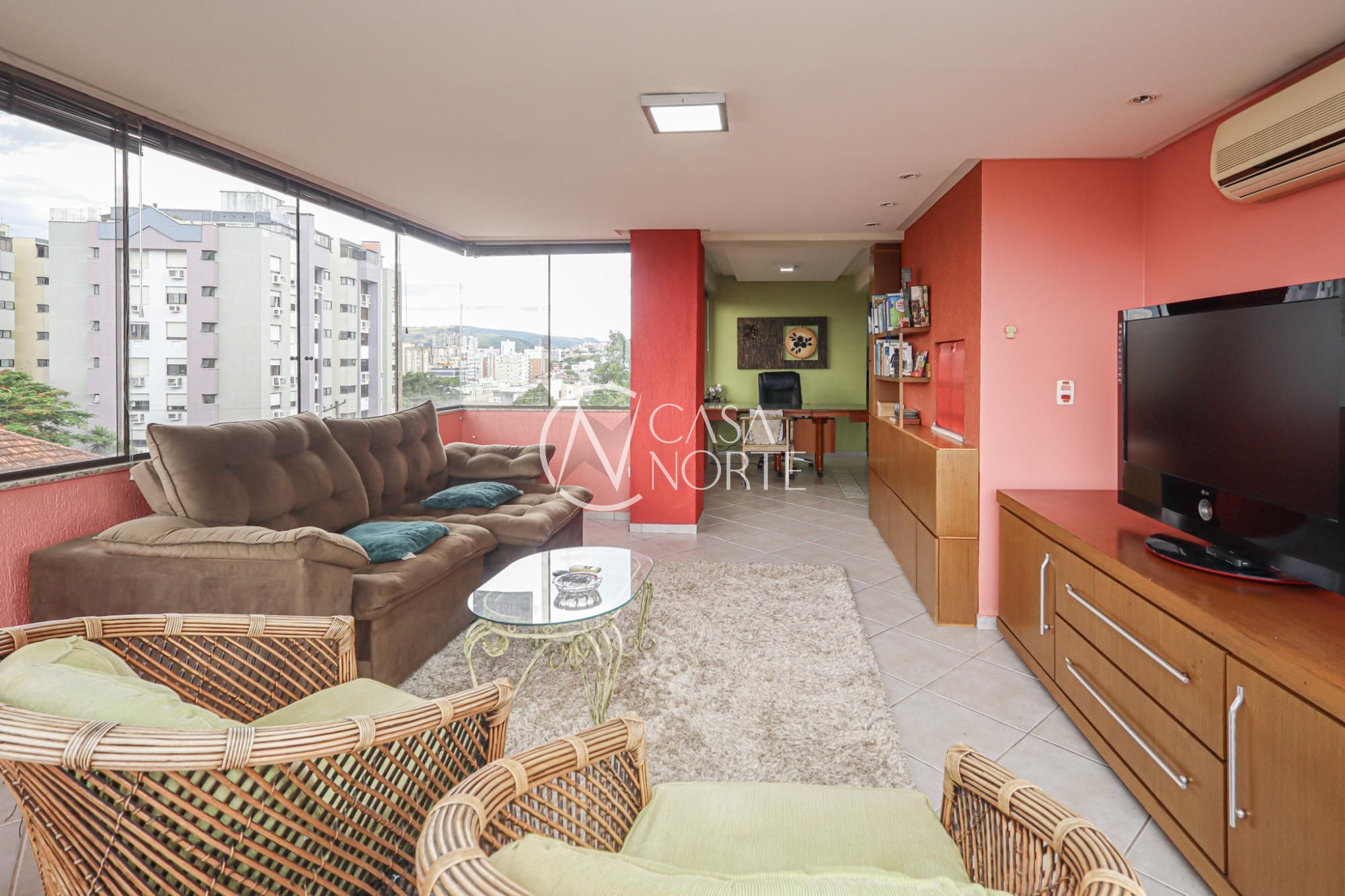 Apartamento à venda com 3 quartos, 123m², 1 suíte, 2 vagas, Rua Fernando Abbott no bairro Cristo Redentor em Porto Alegre