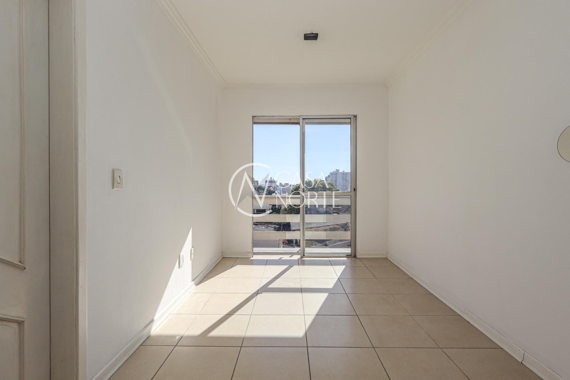 Cobertura à venda com 3 quartos, 152m², 1 vaga, Avenida João Wallig no bairro Passo da Areia em Porto Alegre