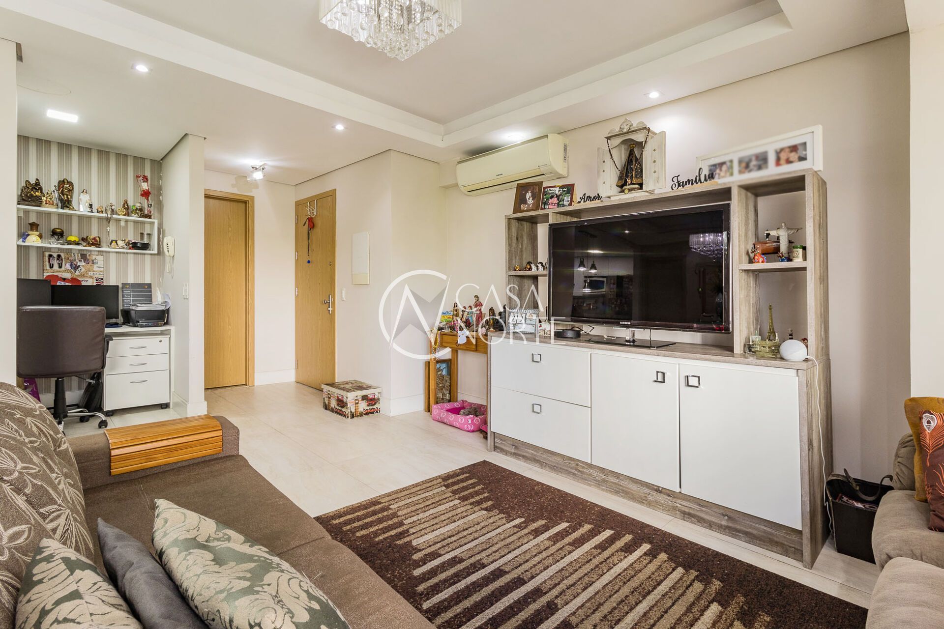 Apartamento à venda com 3 quartos, 105m², 1 suíte, 2 vagas, Rua Jari no bairro Passo da Areia em Porto Alegre