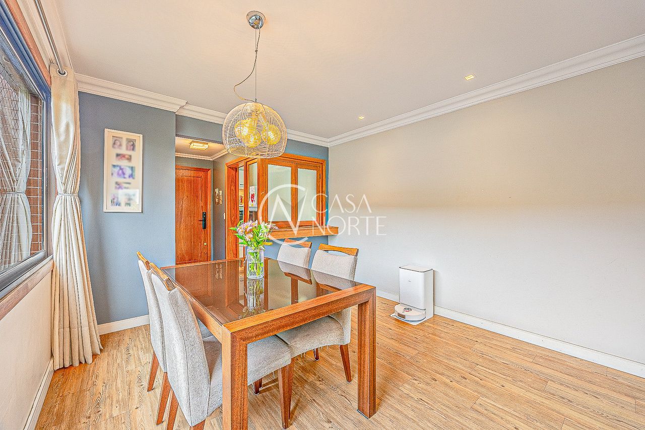 Apartamento à venda com 3 quartos, 107m², 1 suíte, 2 vagas, Rua Carlos Von Koseritz no bairro Higienópolis em Porto Alegre
