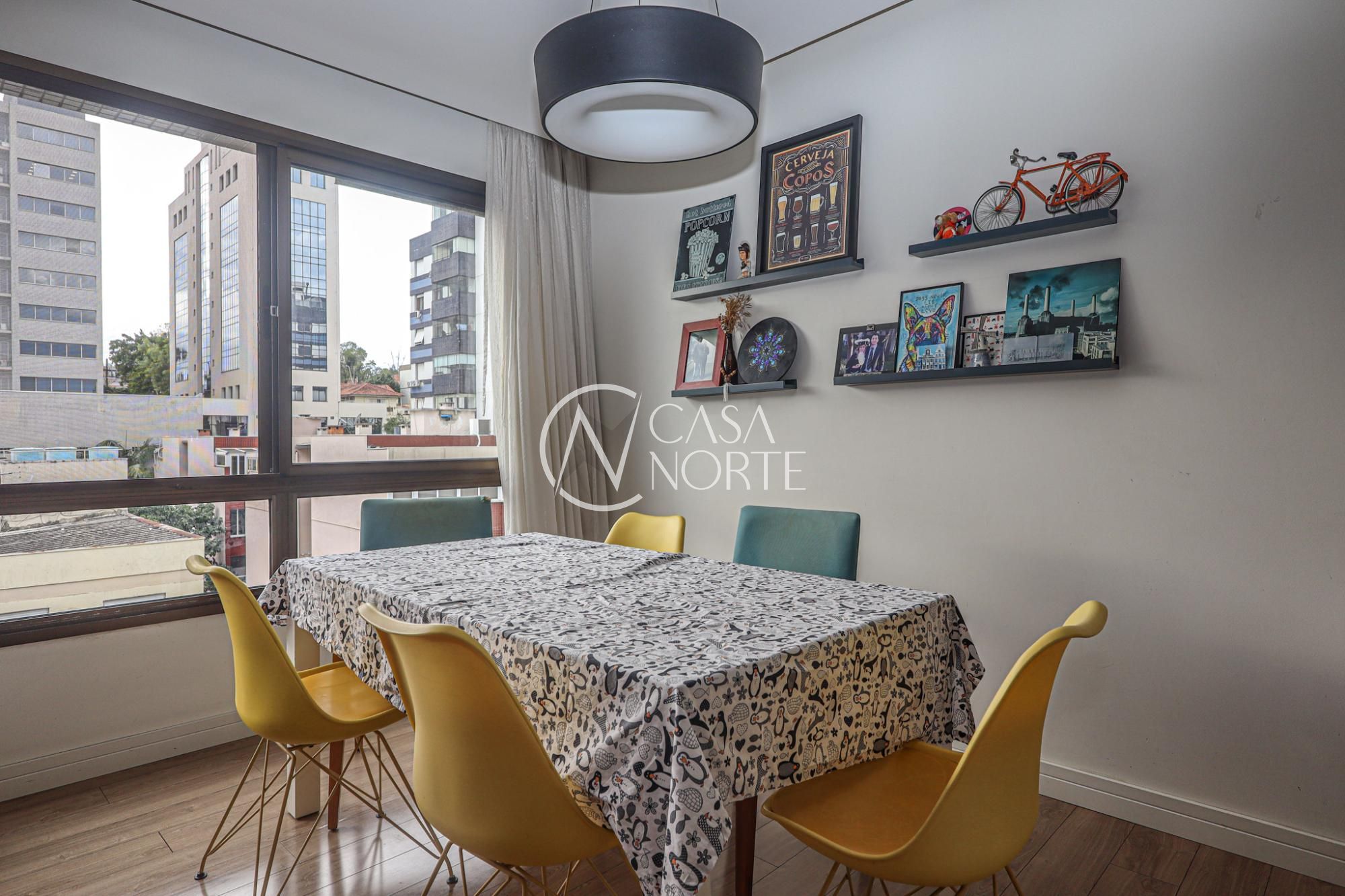 Apartamento à venda com 2 quartos, 73m², 1 suíte, 1 vaga, Rua Carlos Von Koseritz no bairro São João em Porto Alegre