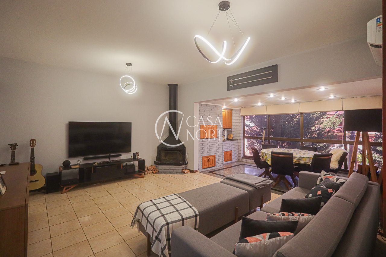 Apartamento à venda com 3 quartos, 117m², 1 suíte, 1 vaga, Rua Irmão Augusto no bairro Jardim Lindóia em Porto Alegre