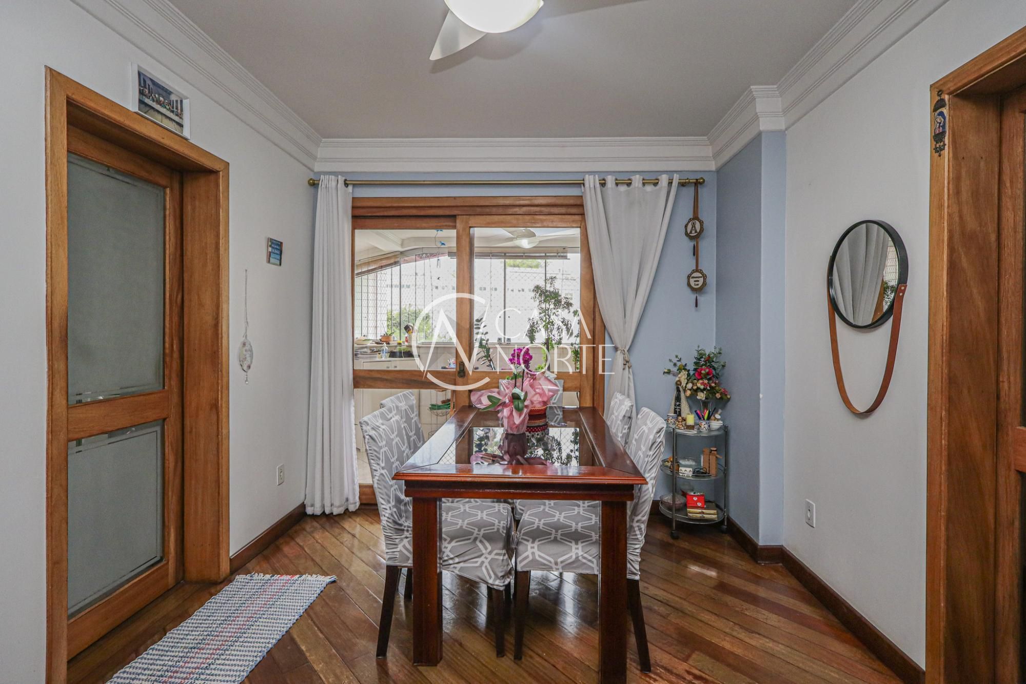 Apartamento à venda com 3 quartos, 121m², 1 suíte, 3 vagas, Rua Barão do Cotegipe no bairro São João em Porto Alegre