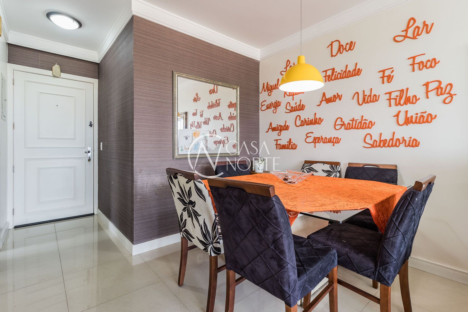 Apartamento à venda com 2 quartos, 72m², 1 suíte, 2 vagas, Avenida Bernardi no bairro Cristo Redentor em Porto Alegre