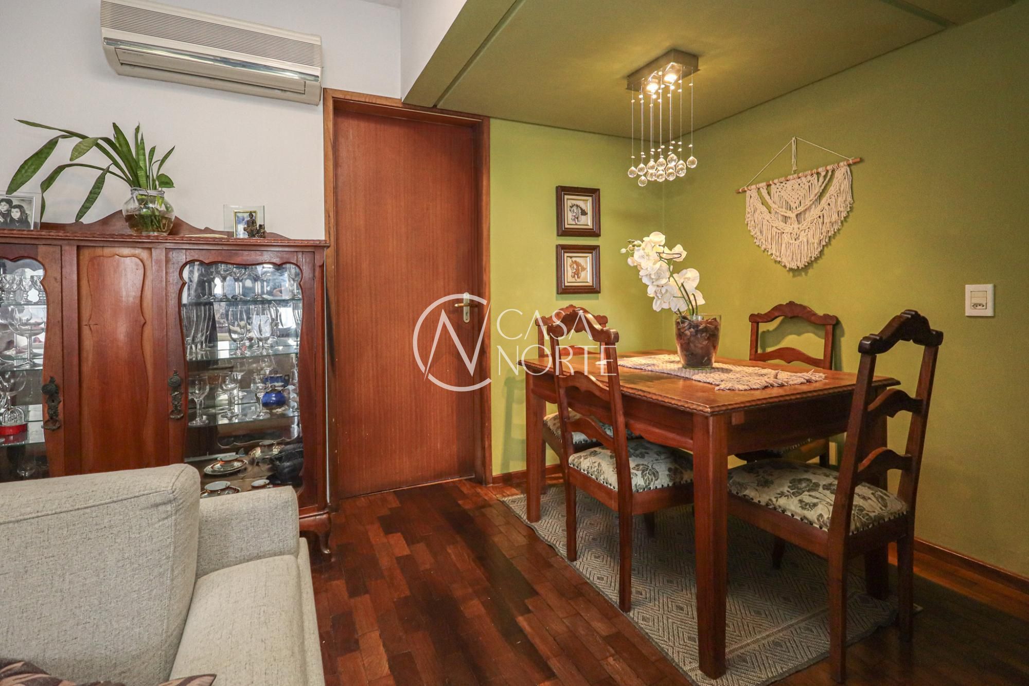 Apartamento à venda com 2 quartos, 82m², 1 vaga, Rua Dom Pedro II no bairro Higienópolis em Porto Alegre
