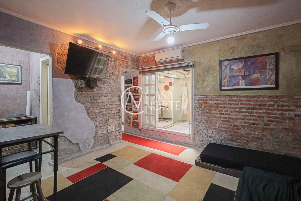 Apartamento Garden à venda com 1 quarto, 58m², 1 suíte, Rua Laurindo no bairro Santana em Porto Alegre