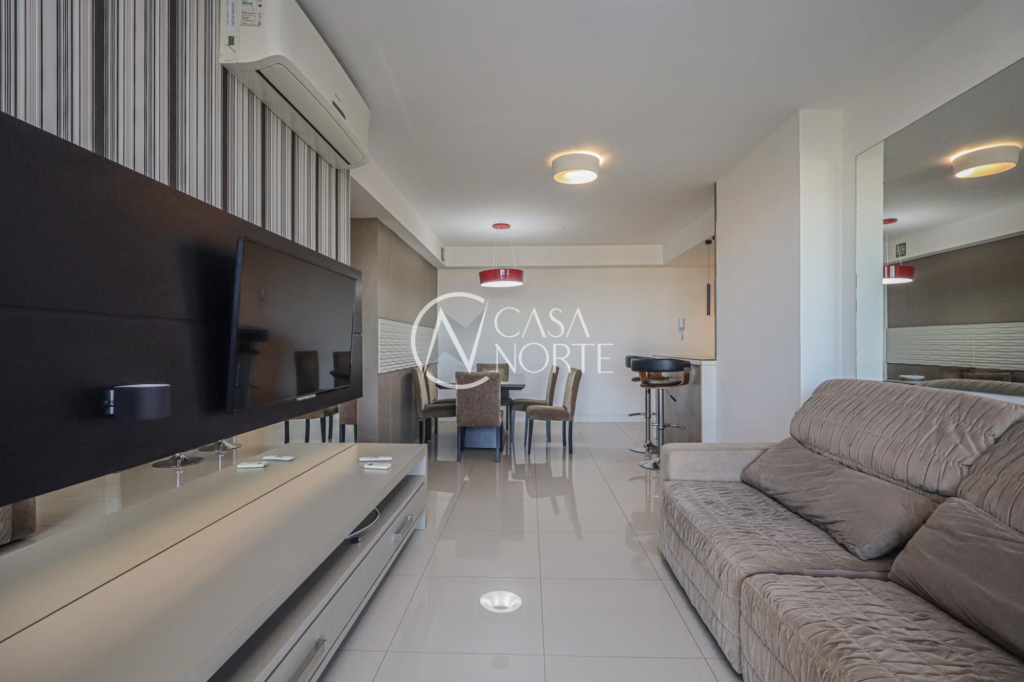 Apartamento à venda com 2 quartos, 86m², 1 suíte, 1 vaga, Avenida Luiz Manoel Gonzaga no bairro Três Figueiras em Porto Alegre