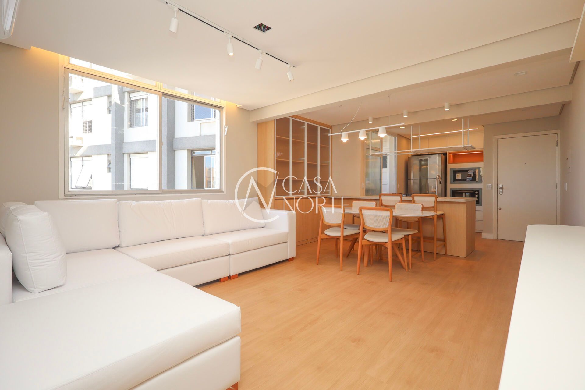 Apartamento à venda com 2 quartos, 74m², 1 suíte, 1 vaga, Rua Anita Garibaldi no bairro Boa Vista em Porto Alegre