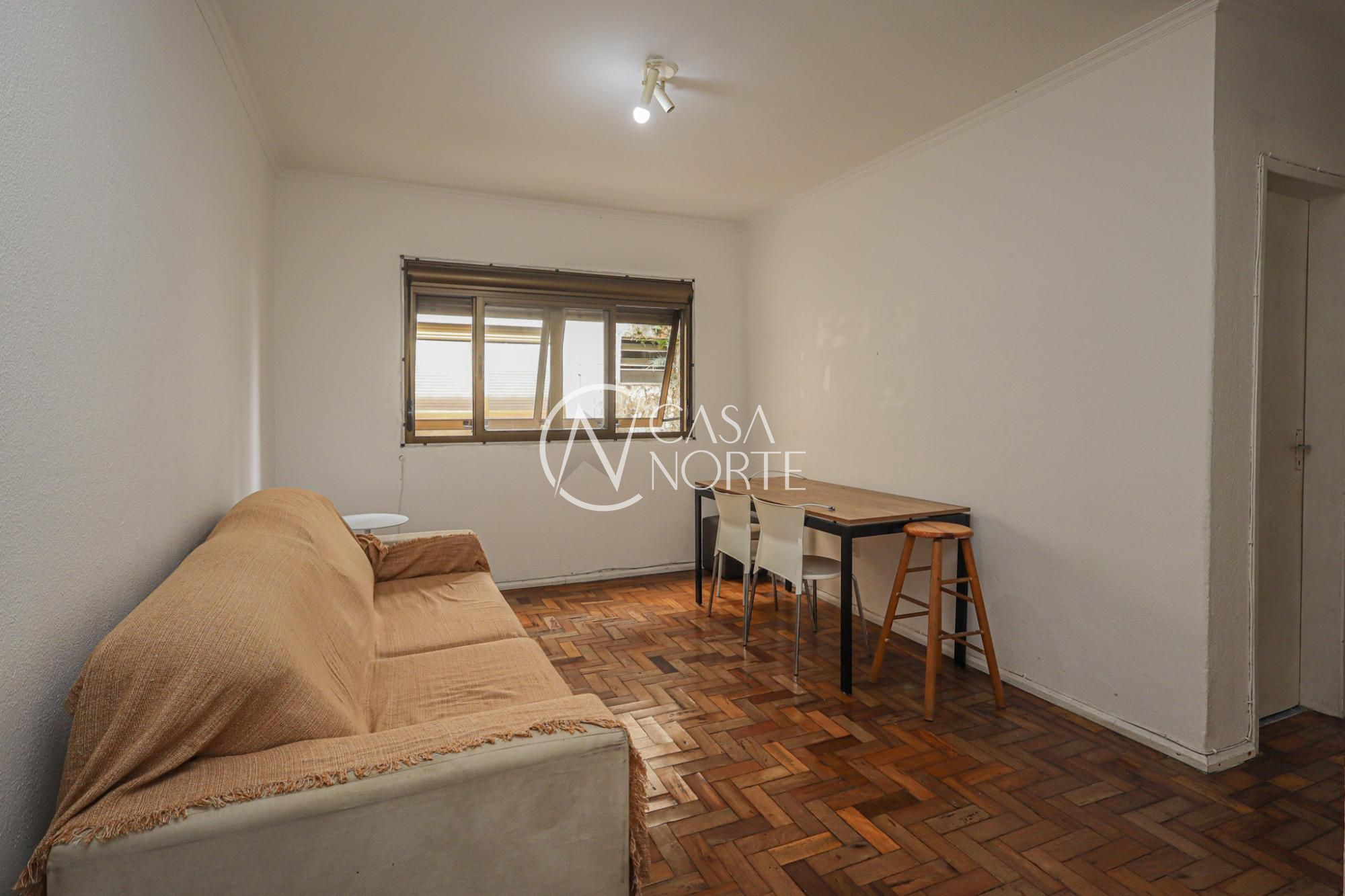 Apartamento à venda com 1 quarto, 43m², Avenida Mariland no bairro Auxiliadora em Porto Alegre