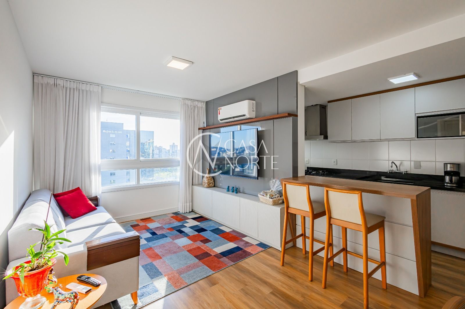Apartamento à venda com 2 quartos, 69m², 1 suíte, 1 vaga, Rua Alberto Silva no bairro Vila Ipiranga em Porto Alegre