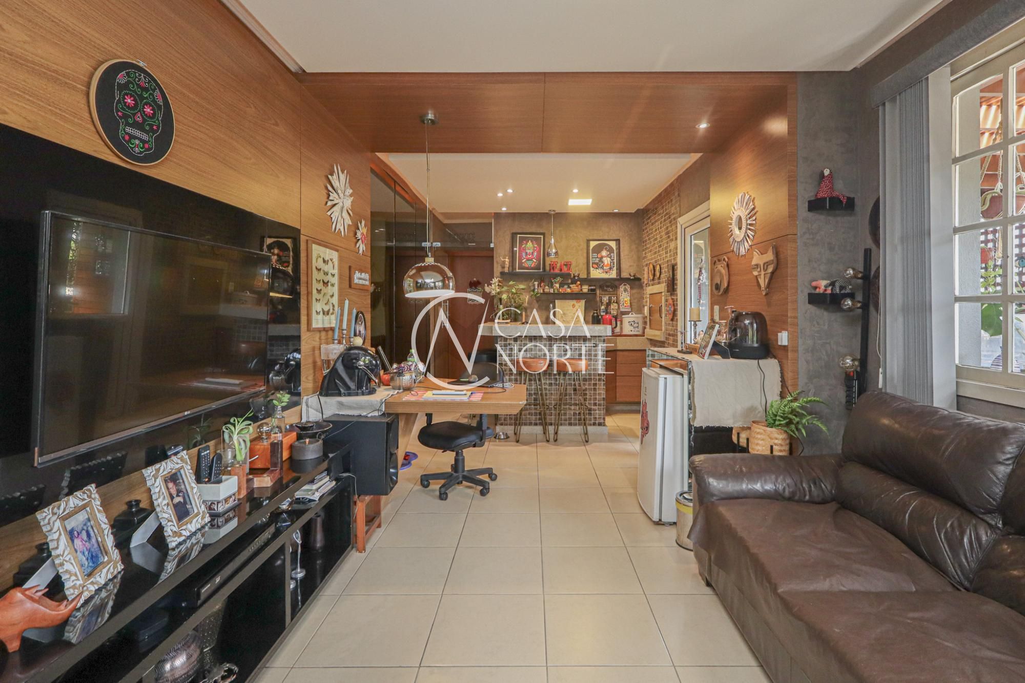 Cobertura à venda com 3 quartos, 170m², 1 suíte, 2 vagas, Rua Aparício Mariense no bairro Passo da Areia em Porto Alegre