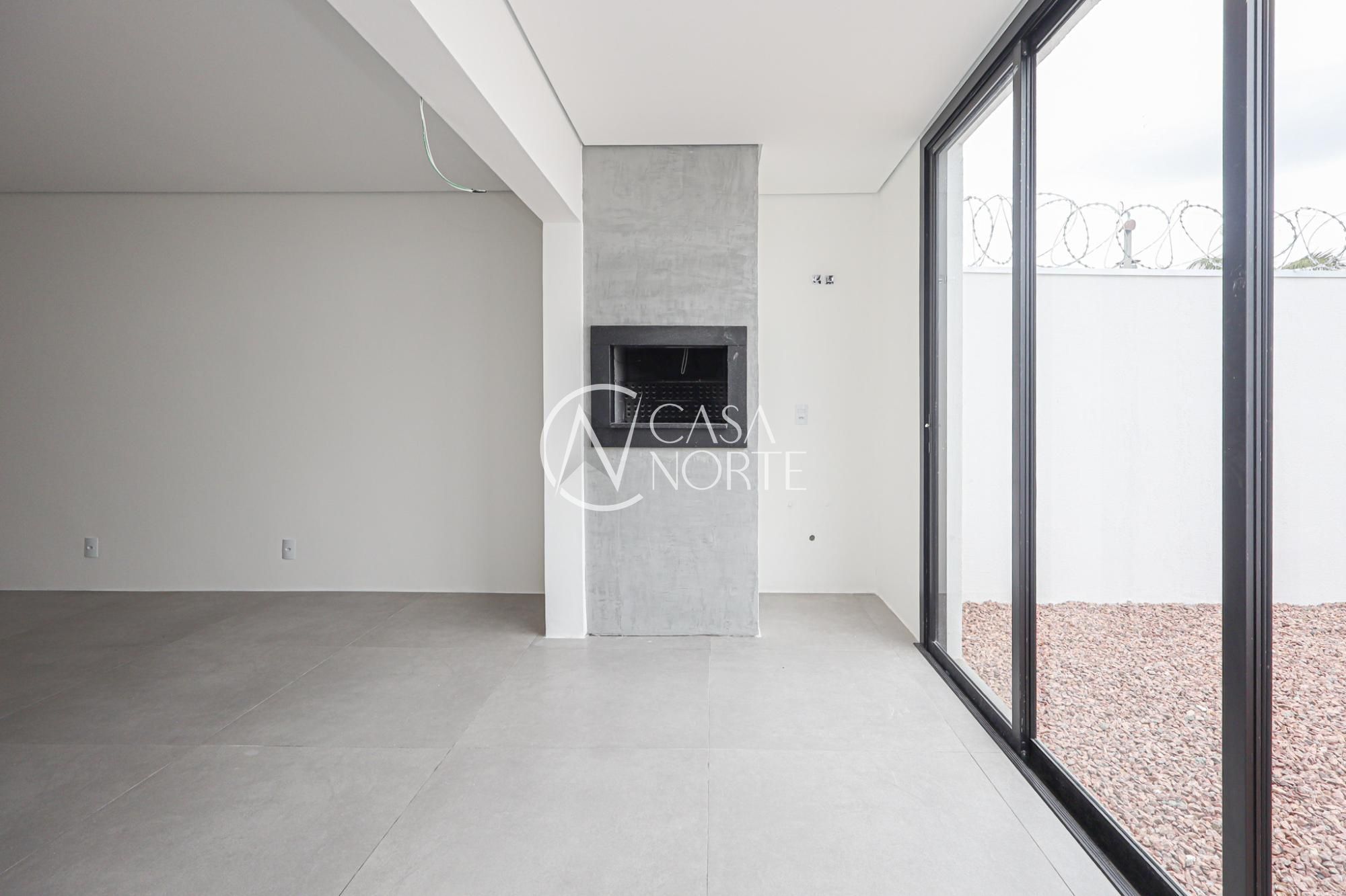 Casa à venda com 3 quartos, 132m², 1 suíte, 3 vagas, Avenida Assis Chateaubriand no bairro São Sebastião em Porto Alegre