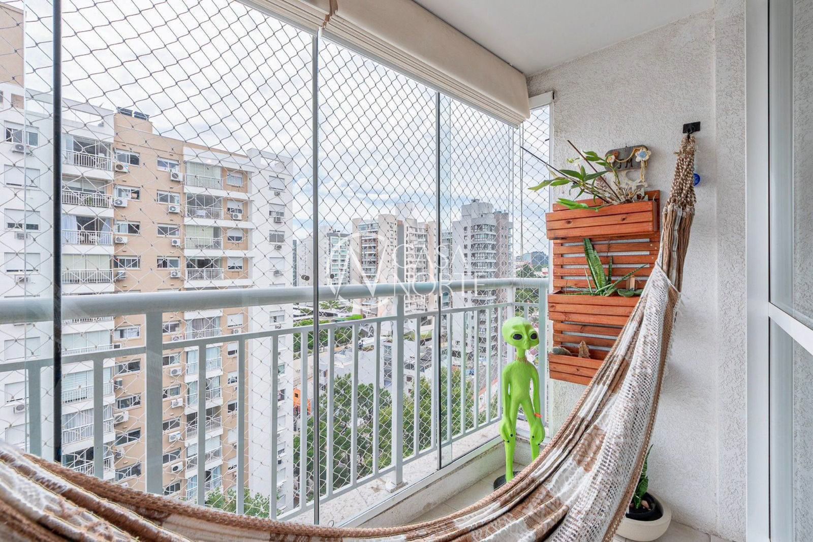 Apartamento à venda com 2 quartos, 61m², 1 suíte, 2 vagas, Avenida Andaraí no bairro Passo da Areia em Porto Alegre