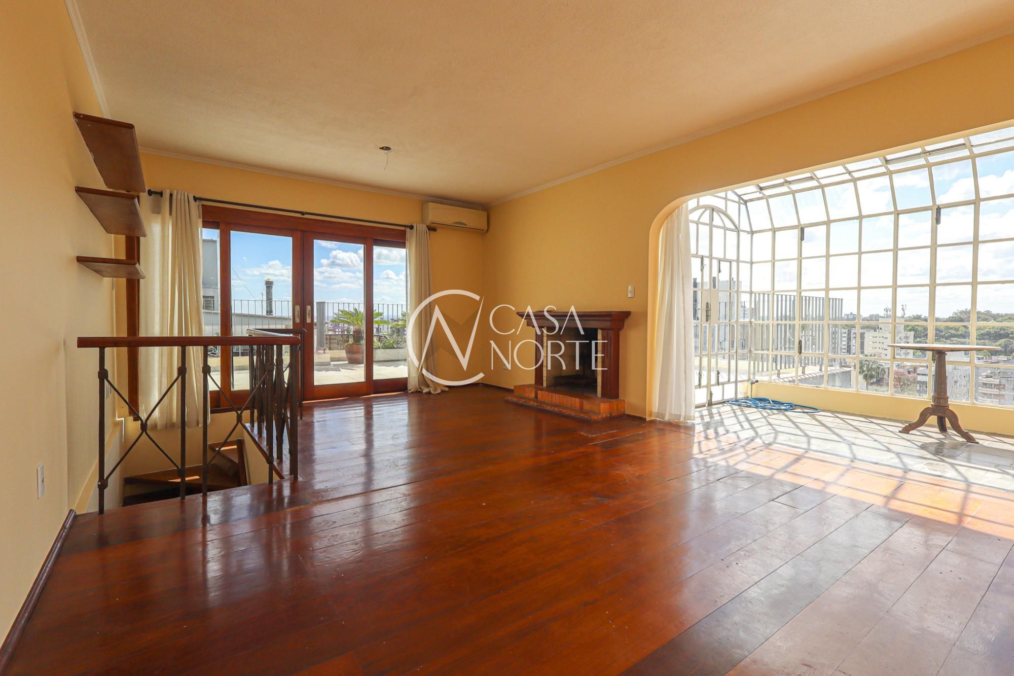 Cobertura à venda com 3 quartos, 243m², 2 suítes, 2 vagas, Rua Honório Silveira Dias no bairro Higienópolis em Porto Alegre