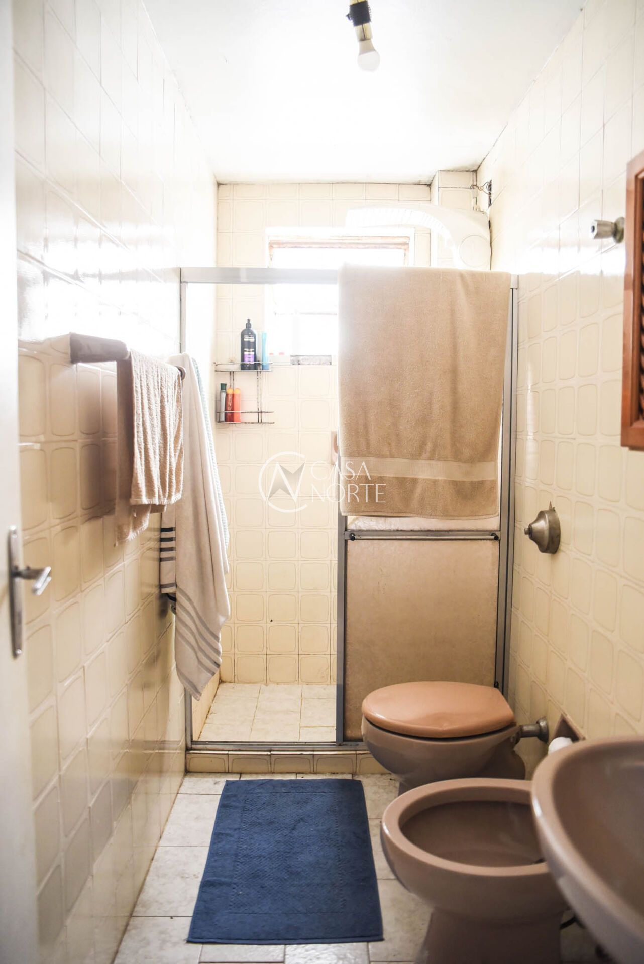 Apartamento Garden à venda com 2 quartos, 68m², 1 vaga, Avenida América no bairro Auxiliadora em Porto Alegre