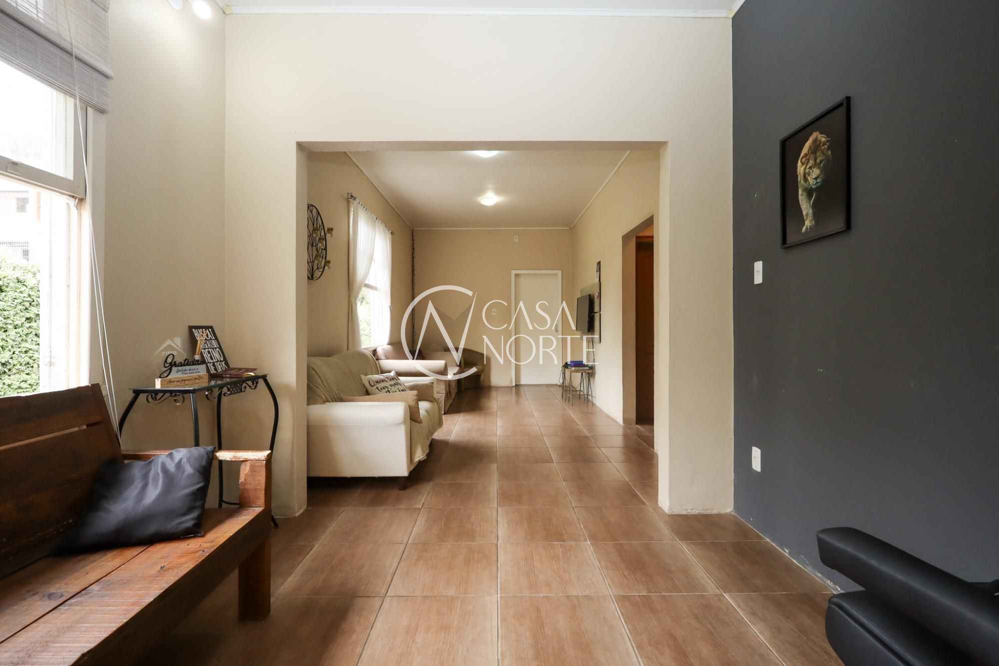 Casa à venda com 3 quartos, 188m², 1 suíte, 4 vagas, Rua Atanásio Belmonte no bairro Boa Vista em Porto Alegre