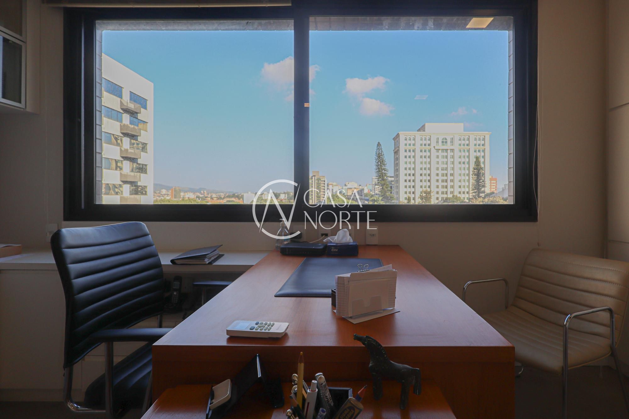 Sala Comercial à venda com 1 quarto, 42m², 1 vaga, Avenida Plínio Brasil Milano no bairro Boa Vista em Porto Alegre