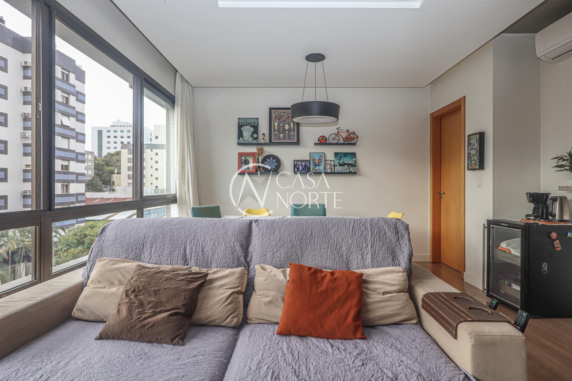 Apartamento à venda com 2 quartos, 73m², 1 suíte, 1 vaga, Rua Carlos Von Koseritz no bairro São João em Porto Alegre