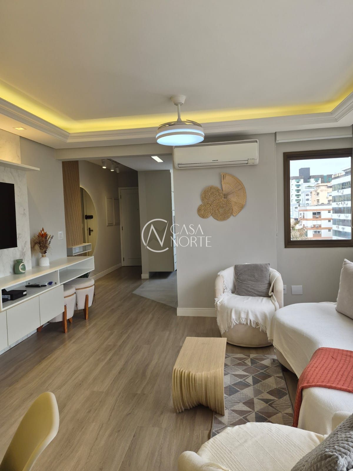 Apartamento à venda com 2 quartos, 76m², 1 suíte, 1 vaga, Rua General Caldwell no bairro Menino Deus em Porto Alegre