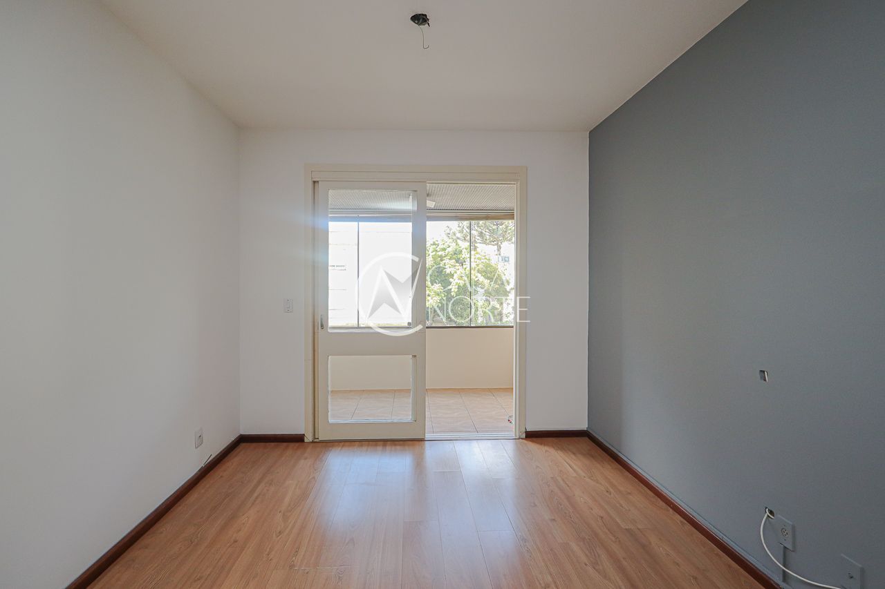Apartamento à venda com 3 quartos, 90m², 1 suíte, 1 vaga, Rua Guilherme Alves no bairro Jardim Botânico em Porto Alegre