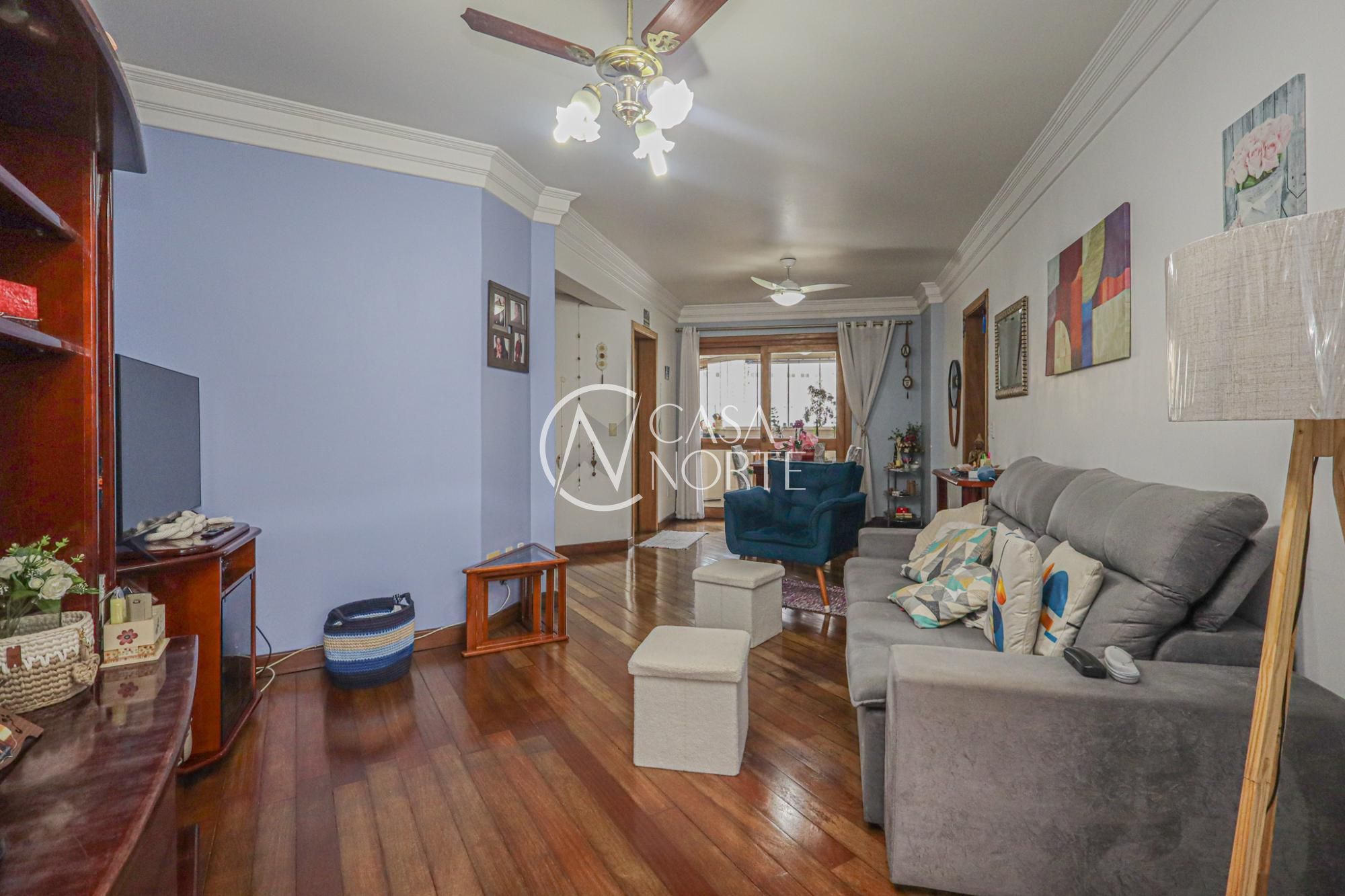 Apartamento à venda com 3 quartos, 121m², 1 suíte, 3 vagas, Rua Barão do Cotegipe no bairro São João em Porto Alegre