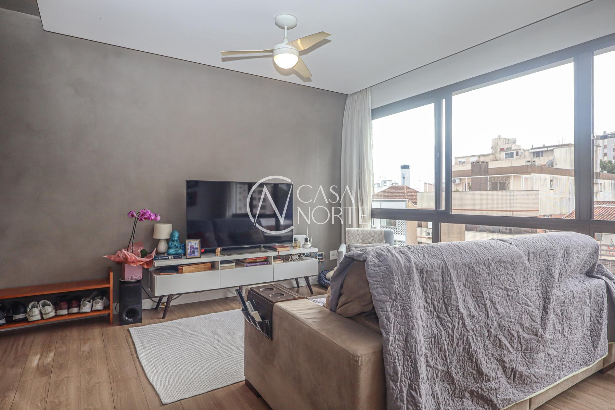 Apartamento à venda com 2 quartos, 73m², 1 suíte, 1 vaga, Rua Carlos Von Koseritz no bairro São João em Porto Alegre