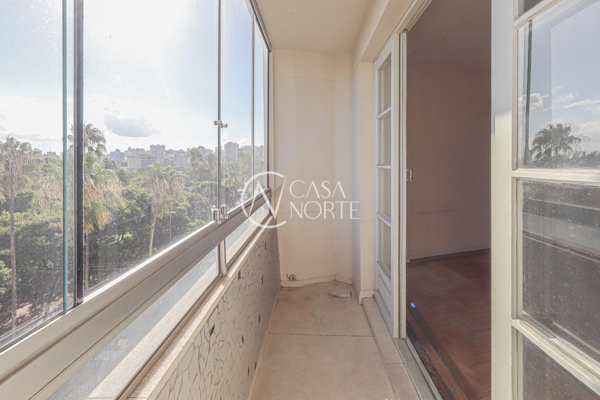 Apartamento à venda com 3 quartos, 113m², Avenida Osvaldo Aranha no bairro Bom Fim em Porto Alegre