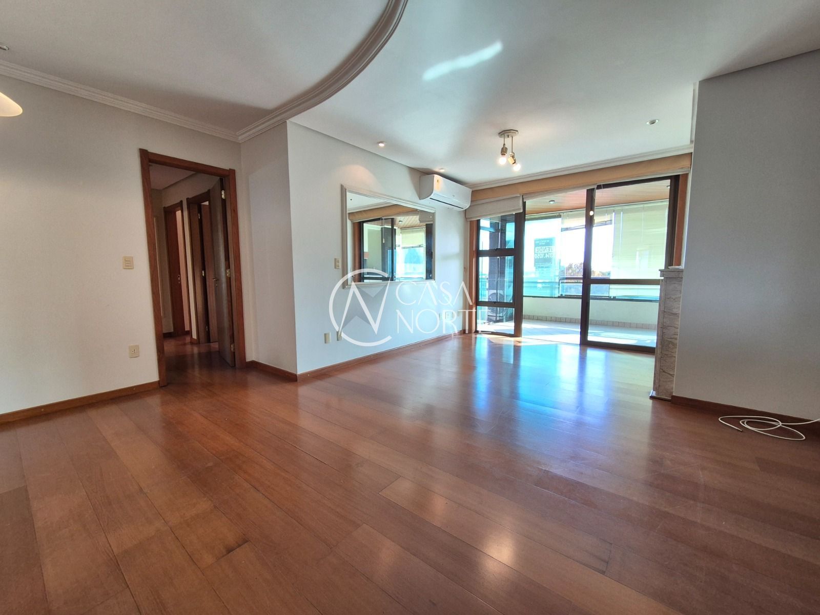 Apartamento à venda com 3 quartos, 112m², 1 suíte, 2 vagas, Rua Visconde do Herval no bairro Menino Deus em Porto Alegre