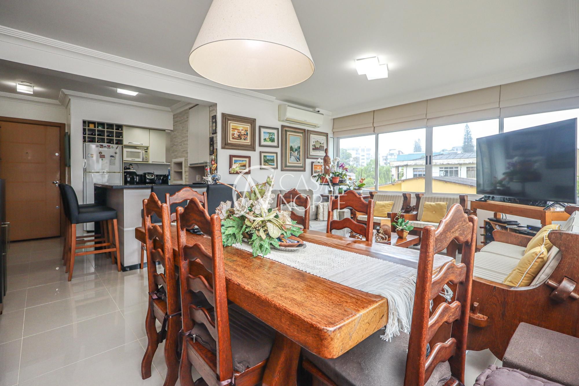 Apartamento à venda com 3 quartos, 95m², 1 suíte, 2 vagas, Rua José Scutari no bairro Passo da Areia em Porto Alegre