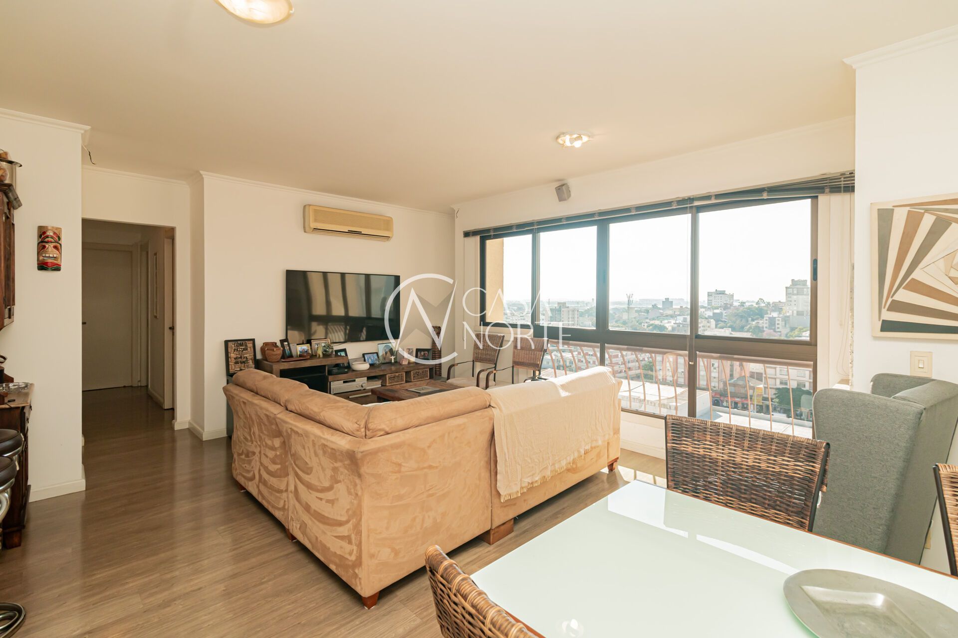 Apartamento à venda com 3 quartos, 87m², 1 suíte, 2 vagas, Avenida Grécia no bairro Passo da Areia em Porto Alegre