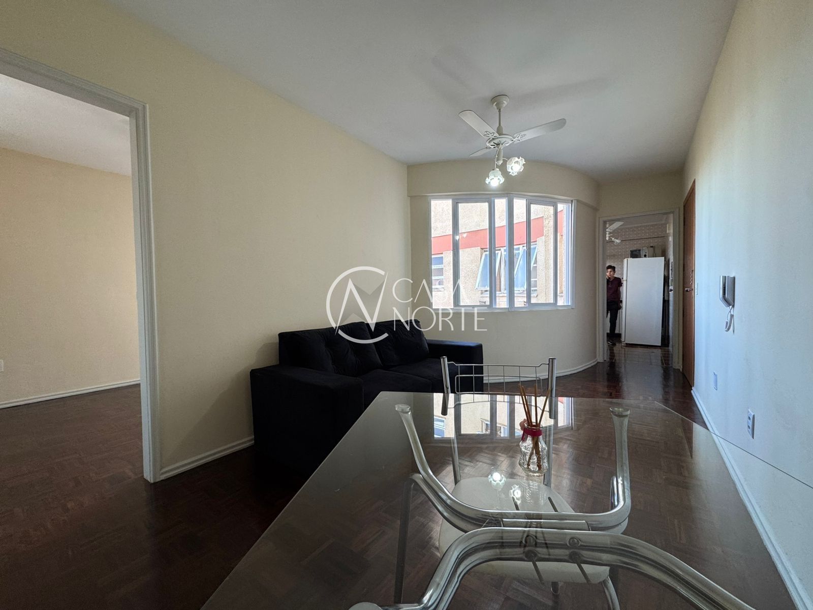 Apartamento à venda com 1 quarto, 42m², Rua Duque de Caxias no bairro Centro Histórico em Porto Alegre