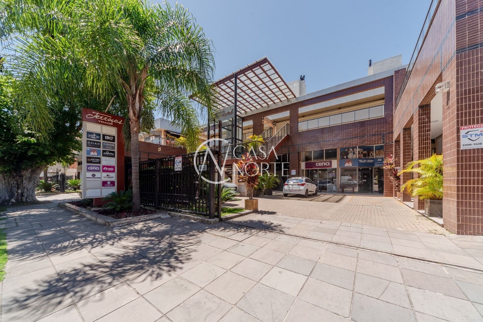 Loja à venda , 85m², Rua Doutor Mário Totta no bairro Tristeza em Porto Alegre