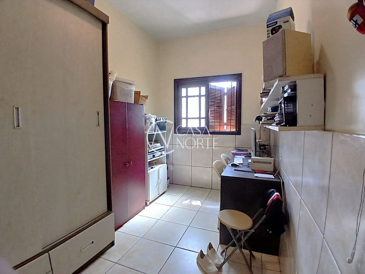 Sobrado à venda com 3 quartos, 249m², 1 suíte, 2 vagas, Avenida Engenheiro José Maria de Carvalho no bairro Vila Ipiranga em Porto Alegre