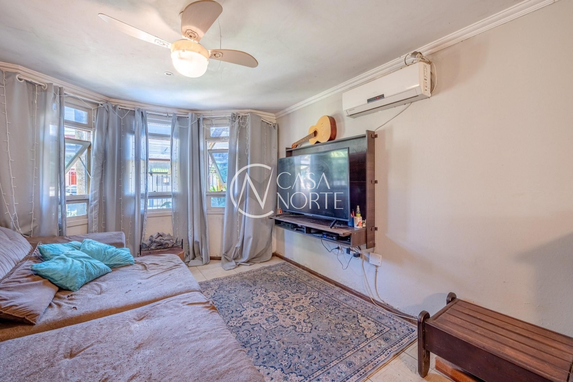 Casa de Condomínio à venda com 2 quartos, 145m², 1 suíte, 2 vagas, Rua Corticeira no bairro Hípica em Porto Alegre