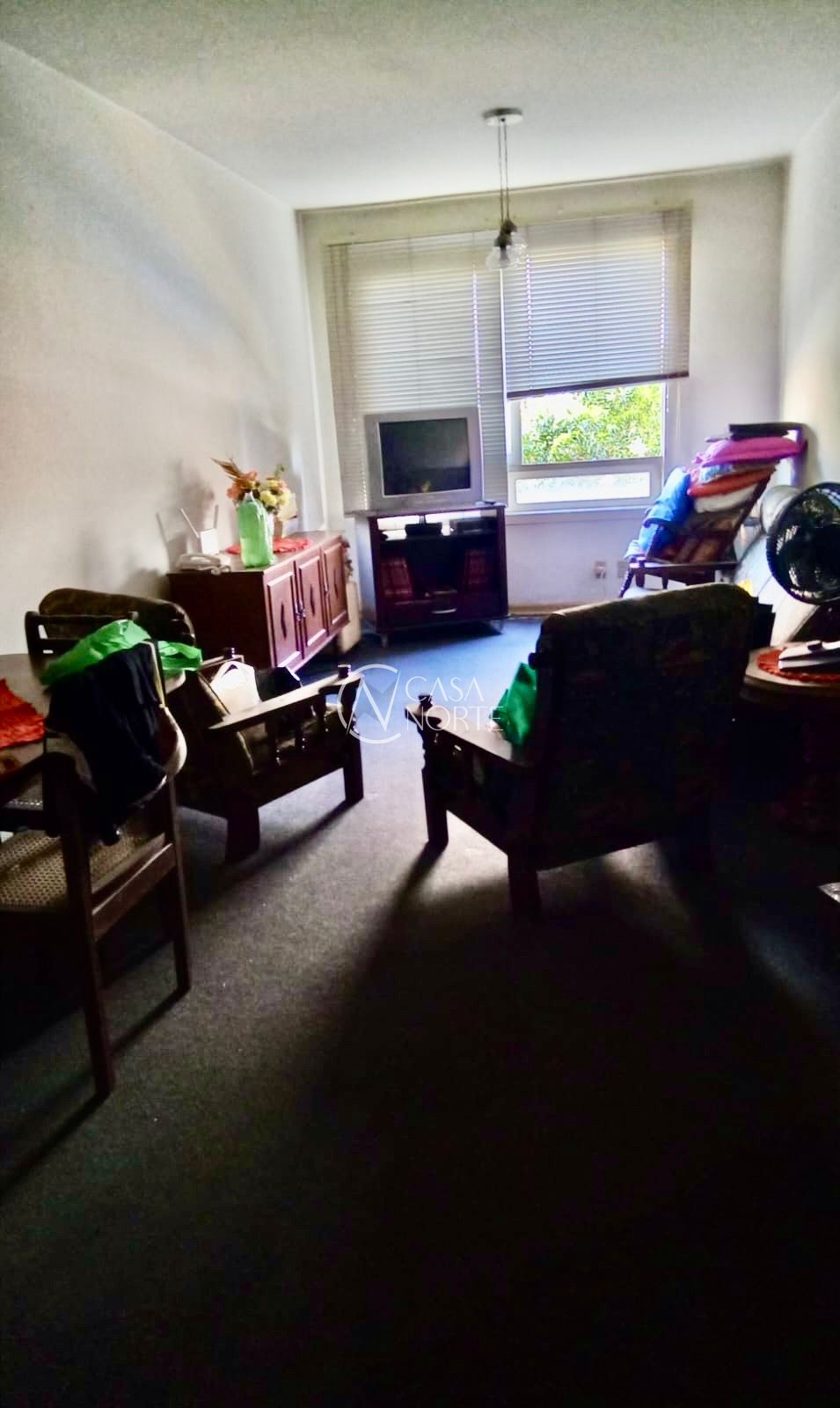 Apartamento à venda com 3 quartos, 69m², 1 suíte, 1 vaga, Rua Câncio Gomes no bairro Floresta em Porto Alegre