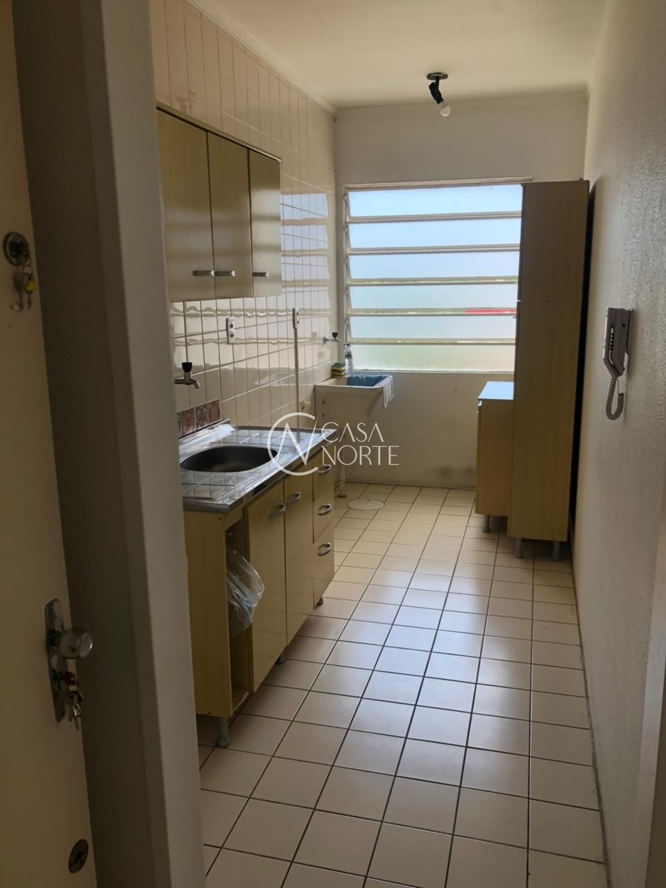 Apartamento à venda com 2 quartos, 52m², 1 vaga, Rua Professor Joaber Pereira no bairro Sarandi em Porto Alegre