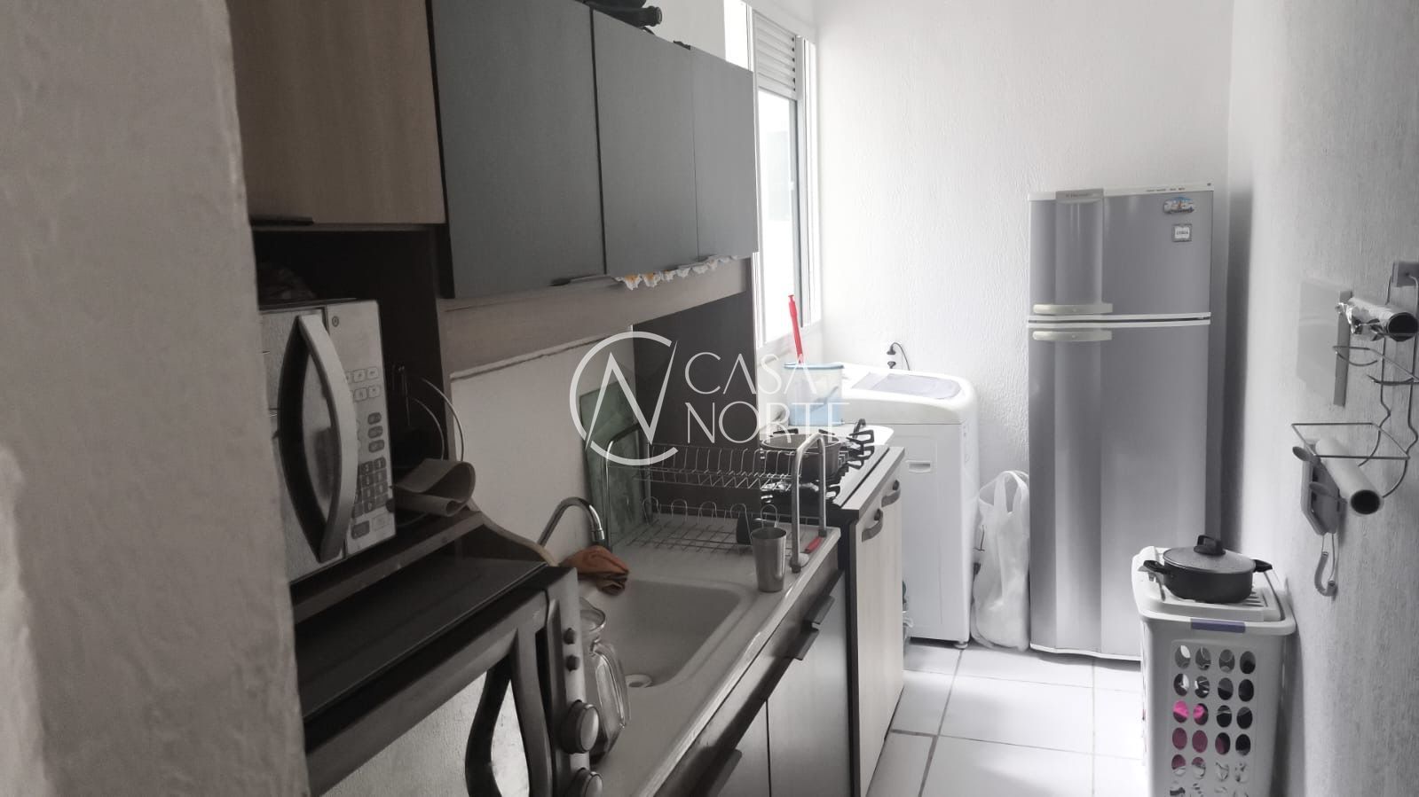Apartamento à venda com 2 quartos, 42m², 1 vaga, Avenida Karl Iwers no bairro Passo das Pedras em Porto Alegre