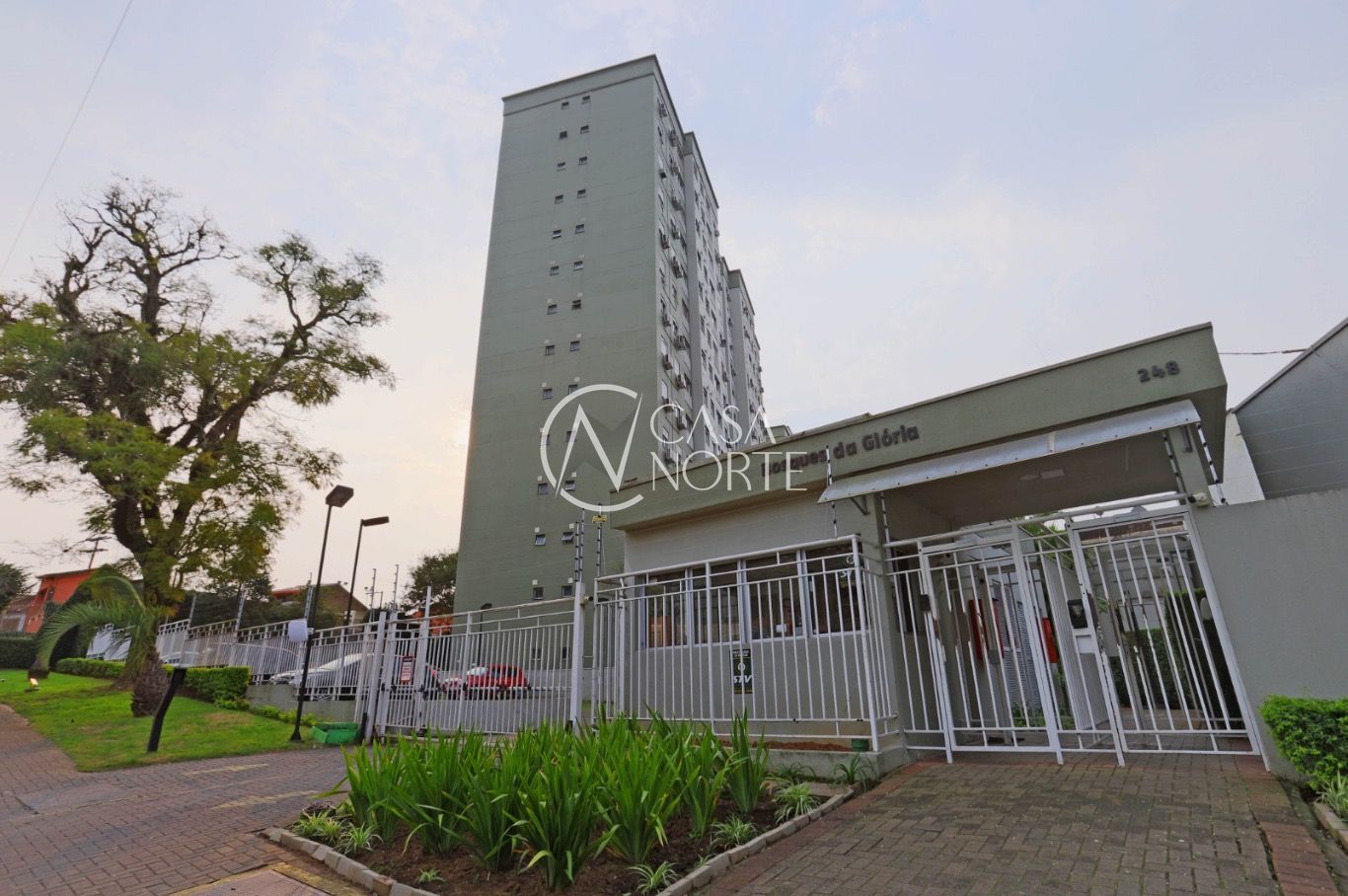 Apartamento à venda com 2 quartos, 48m², 1 vaga, Rua Dom Vital no bairro Glória em Porto Alegre