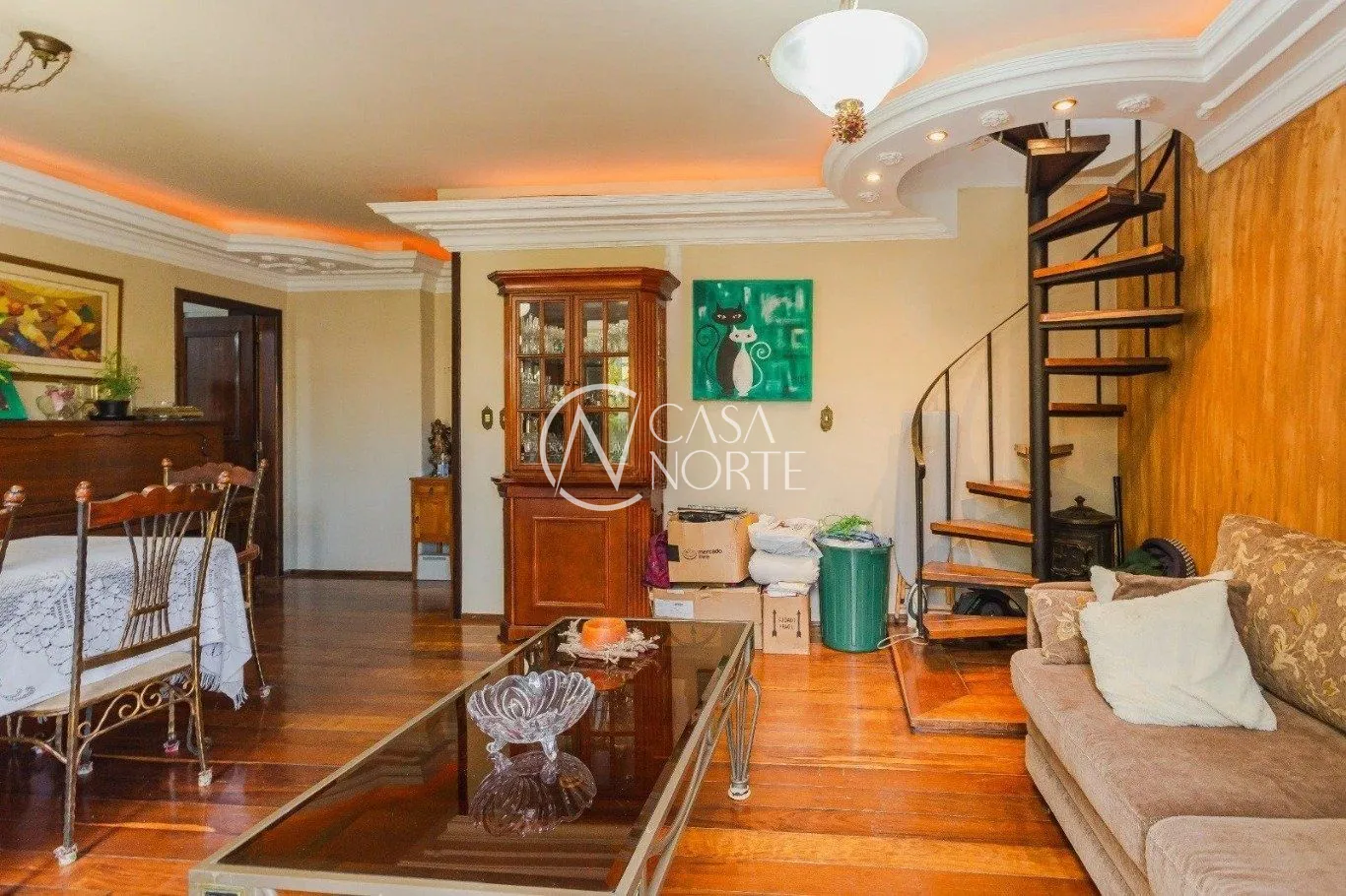 Cobertura à venda com 3 quartos, 222m², 1 suíte, 2 vagas, Rua Doutor Ernesto Ludwig no bairro Chácara das Pedras em Porto Alegre