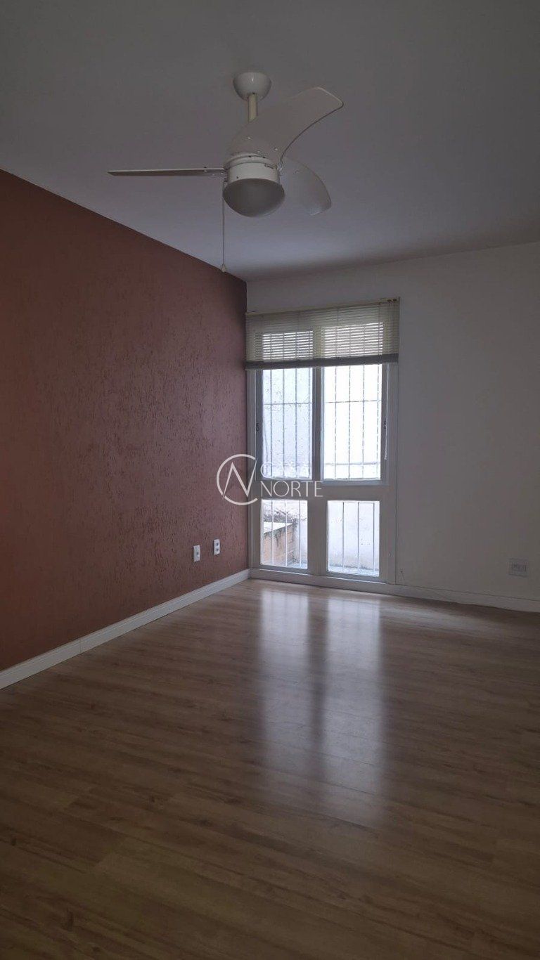 Apartamento à venda com 3 quartos, 93m², 1 suíte, 1 vaga, Rua Fernandes Vieira no bairro Bom Fim em Porto Alegre