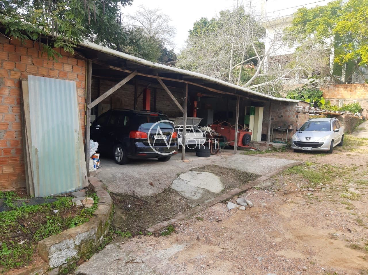 Terreno à venda  com 366m², Rua Aldrovando Leão no bairro Vila Jardim em Porto Alegre