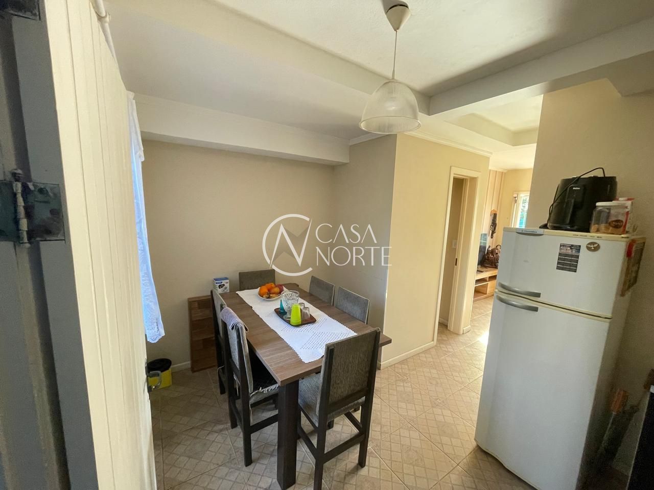 Casa à venda com 3 quartos, 92m², 1 suíte, 2 vagas, Rua Landel de Moura no bairro Tristeza em Porto Alegre